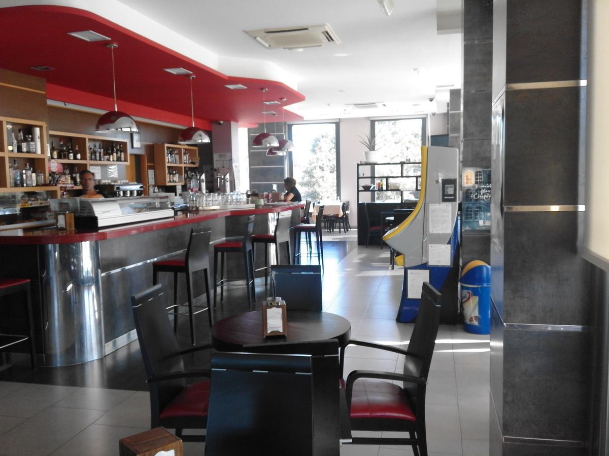 Hostal Restaurante Vial Ourense Exterior foto