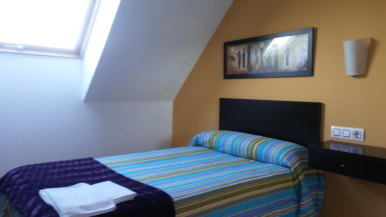 Hostal Restaurante Vial Ourense Exterior foto